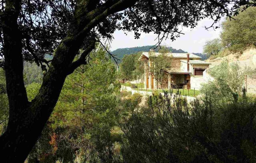 Casa rural muy tranquila y aislada. Rodeada de naturaleza y preciosas vistas