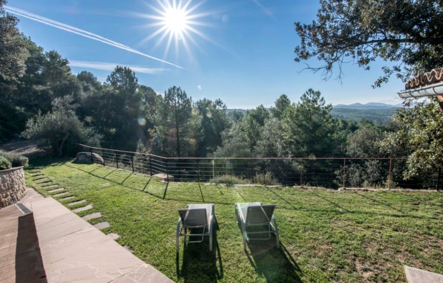 Casa rural muy tranquila y aislada. Rodeada de naturaleza y preciosas vistas